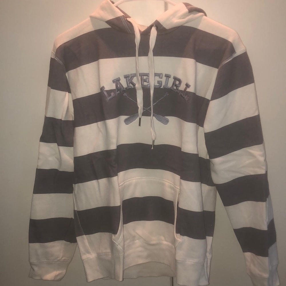 “LAKEGIRL” Sweatshirt